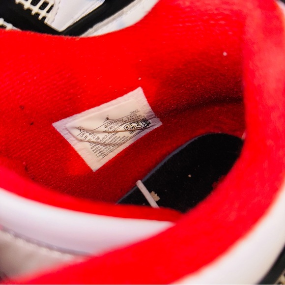 Jordan 4 - Picture 3 of 7